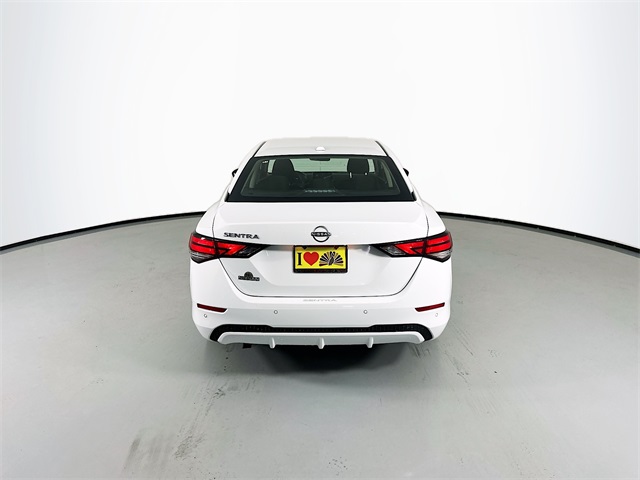 2025 Nissan Sentra SV photo 7