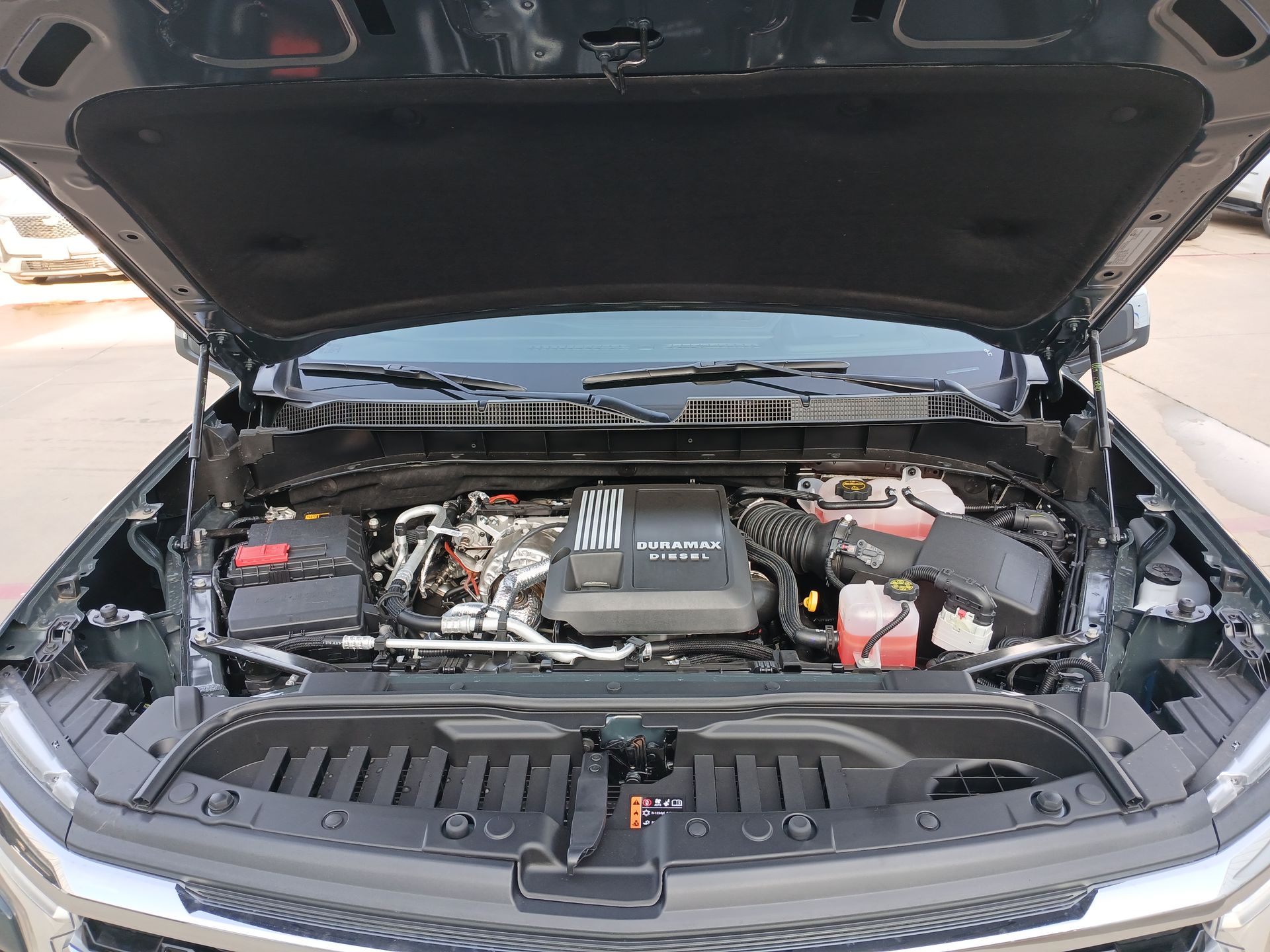 2025 Chevrolet Silverado 1500 LT photo 30
