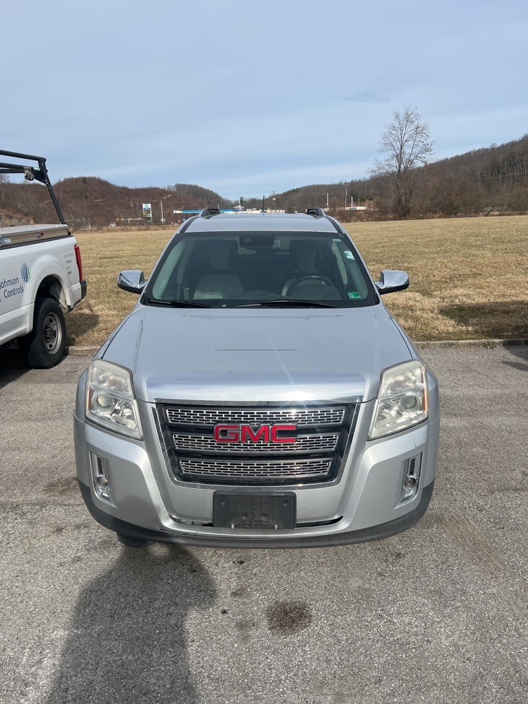 2015 GMC Terrain SLT-2's photo