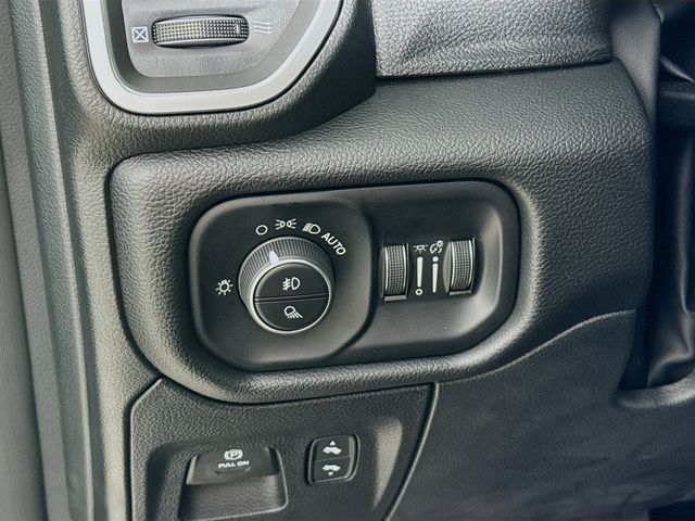 2025 Ram 1500 Big Horn Lone Star photo 8