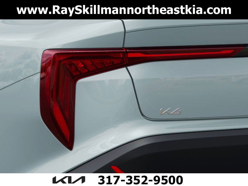 2025 Kia K4 LXS photo 9