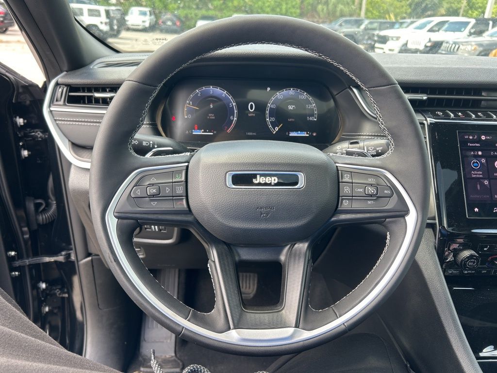2025 Jeep Grand Cherokee Altitude X photo 15