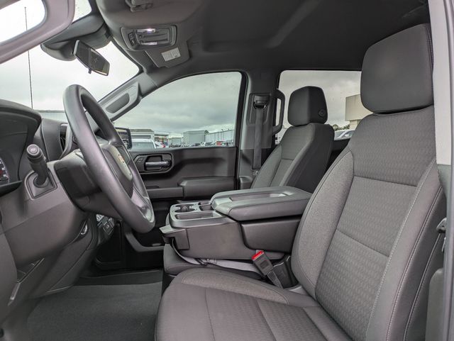 2024 Chevrolet Silverado 1500 Custom photo 10