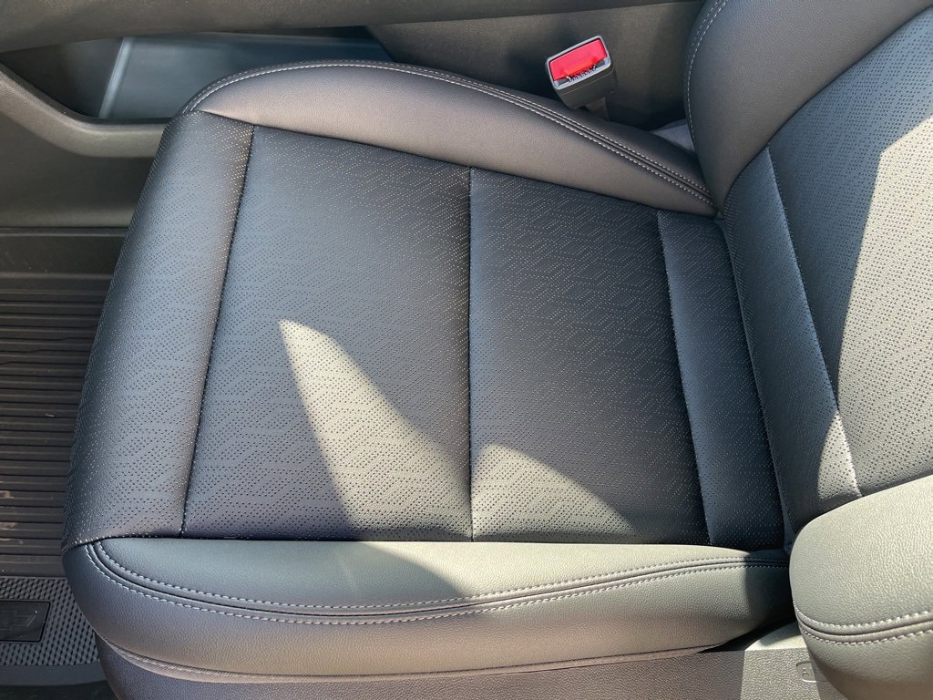 2026 Chevrolet Equinox LT photo 12