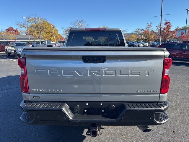 2024 Chevrolet Silverado 2500HD Custom photo 4