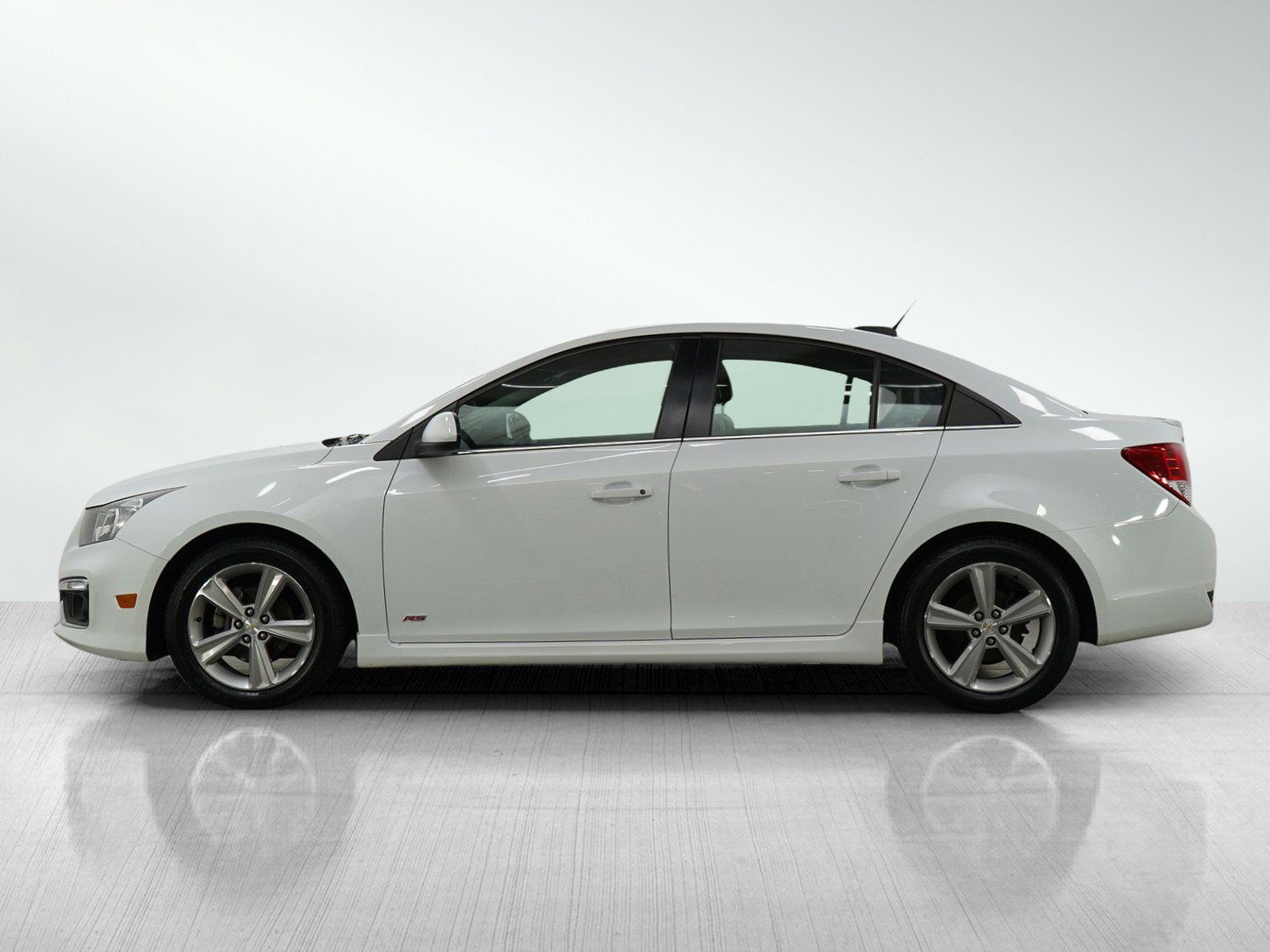 Used 2016 Chevrolet Cruze Limited 2LT with VIN 1G1PF5SB0G7164013 for sale in White Bear Lake, Minnesota
