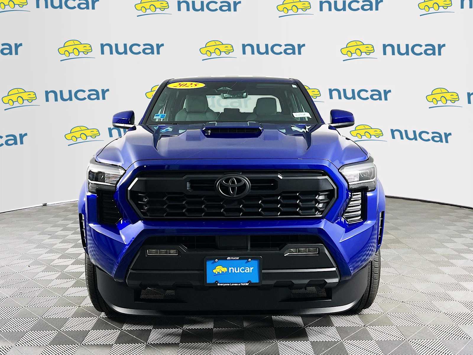 2025 Toyota Tacoma TRD Sport photo 2