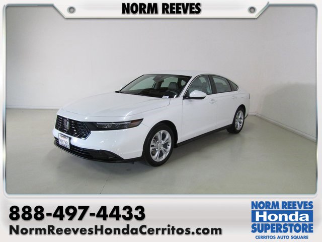 2024 Honda Accord LX's photo