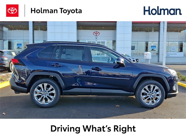 2025 Toyota RAV4 XLE Premium's photo
