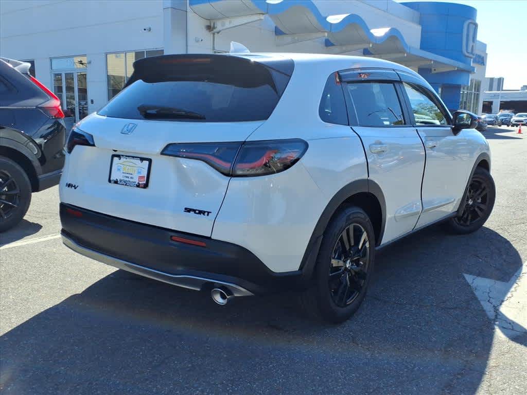2026 Honda HR-V Sport photo 3