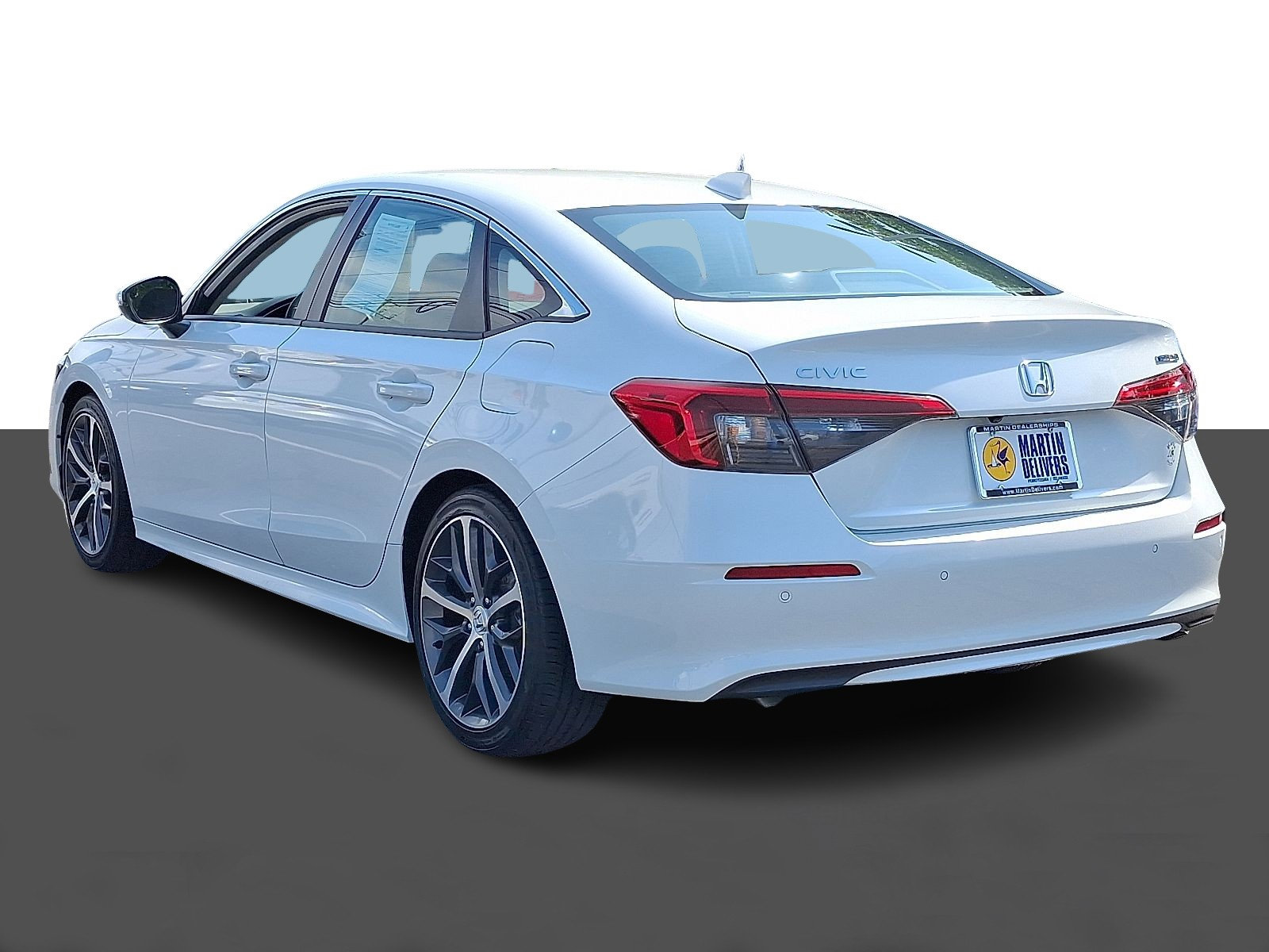 2023 Honda Civic Touring photo 4