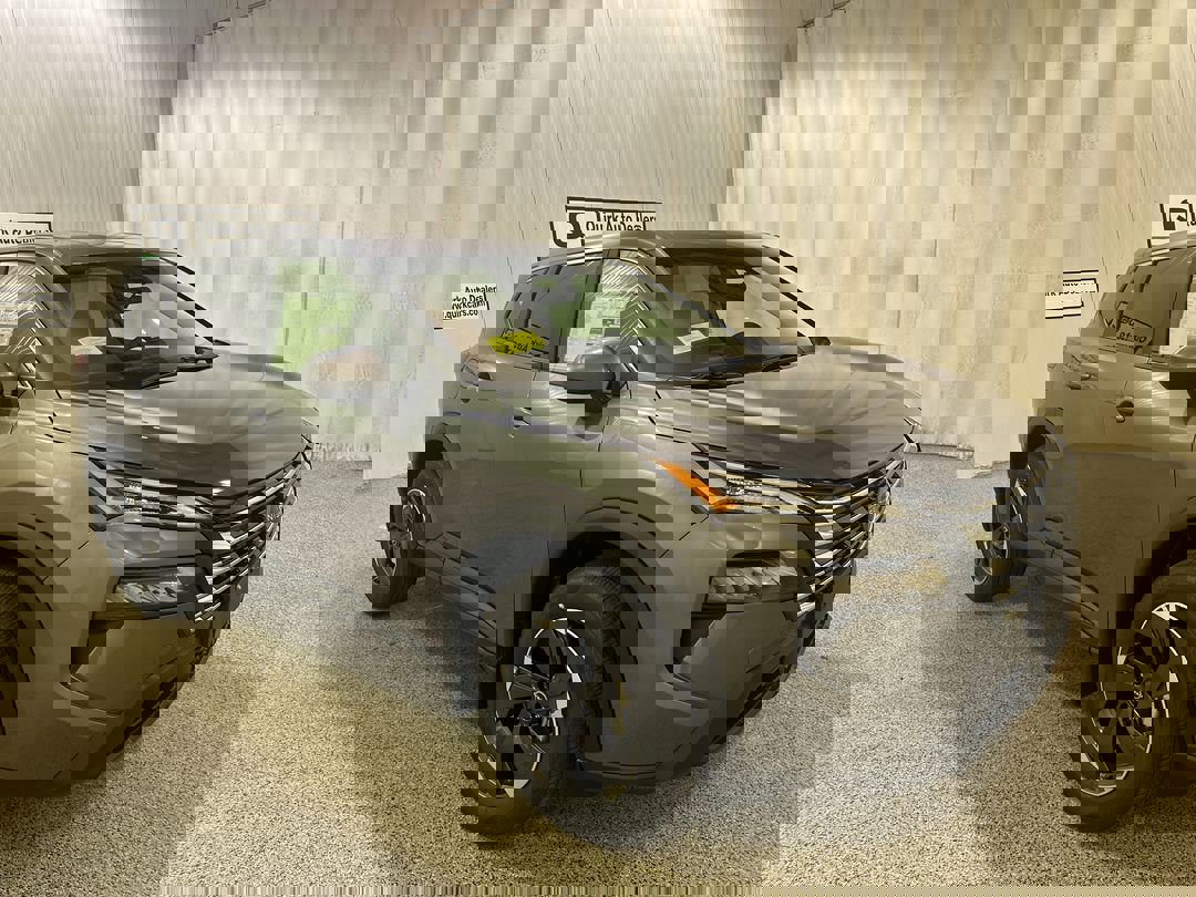 2026 Nissan Rogue SV's photo