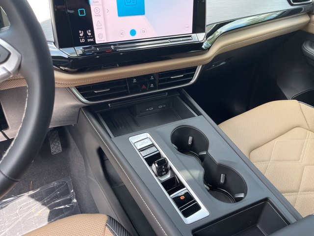2025 Volkswagen Atlas Cross Sport SE photo 22