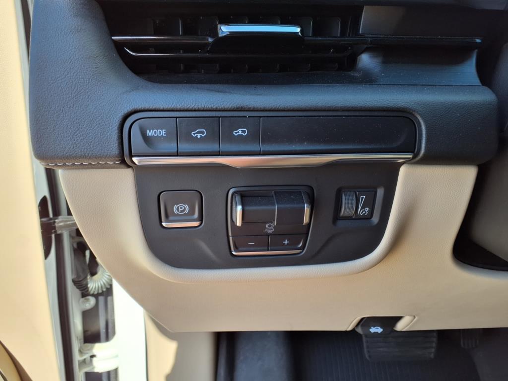 2021 Cadillac Escalade Premium Luxury photo 14