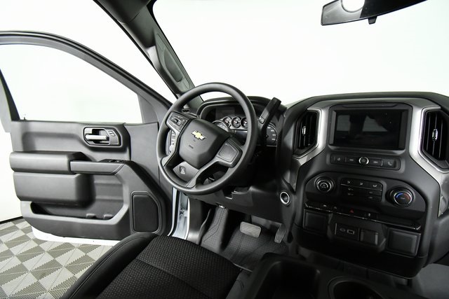 2025 Chevrolet Silverado 1500 photo 17