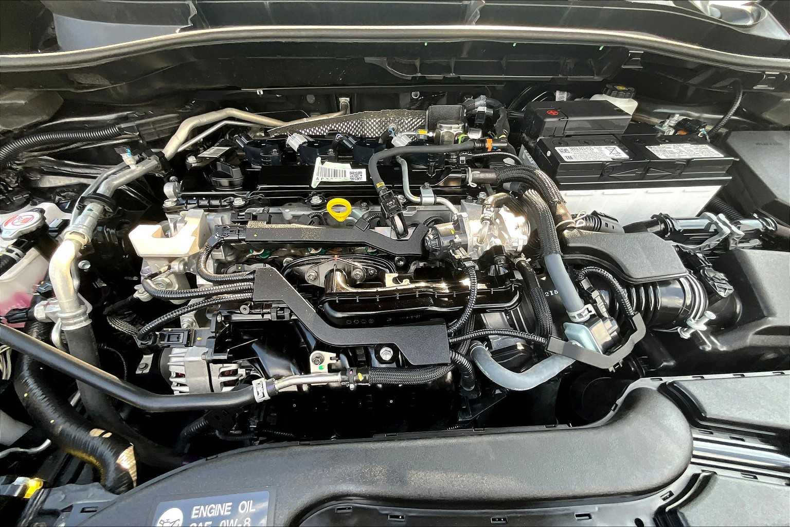 2024 Toyota Corolla Cross XLE photo 30