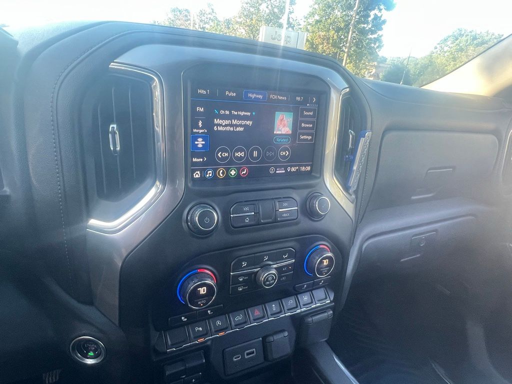 2020 Chevrolet Silverado 1500 RST photo 10