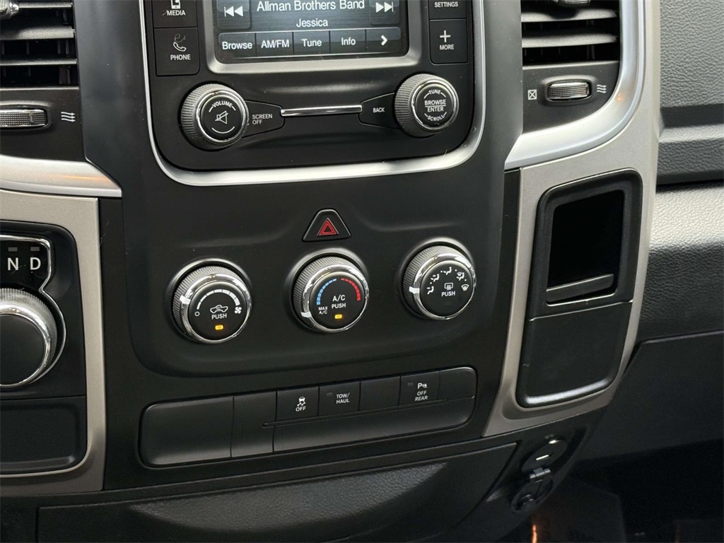 2019 Ram 1500 Classic Warlock photo 19