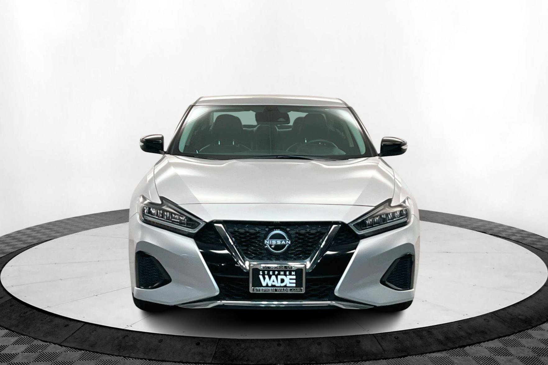 2023 Nissan Maxima SV photo 8