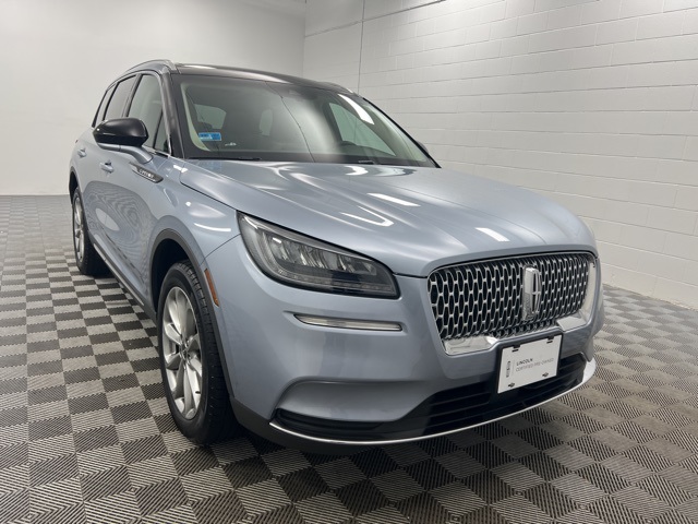 2022 Lincoln Corsair Base's photo