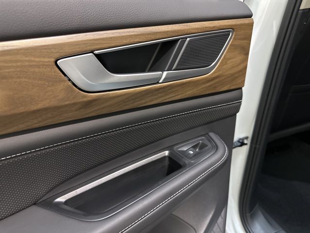 2026 Volkswagen Atlas SE Technology photo 26