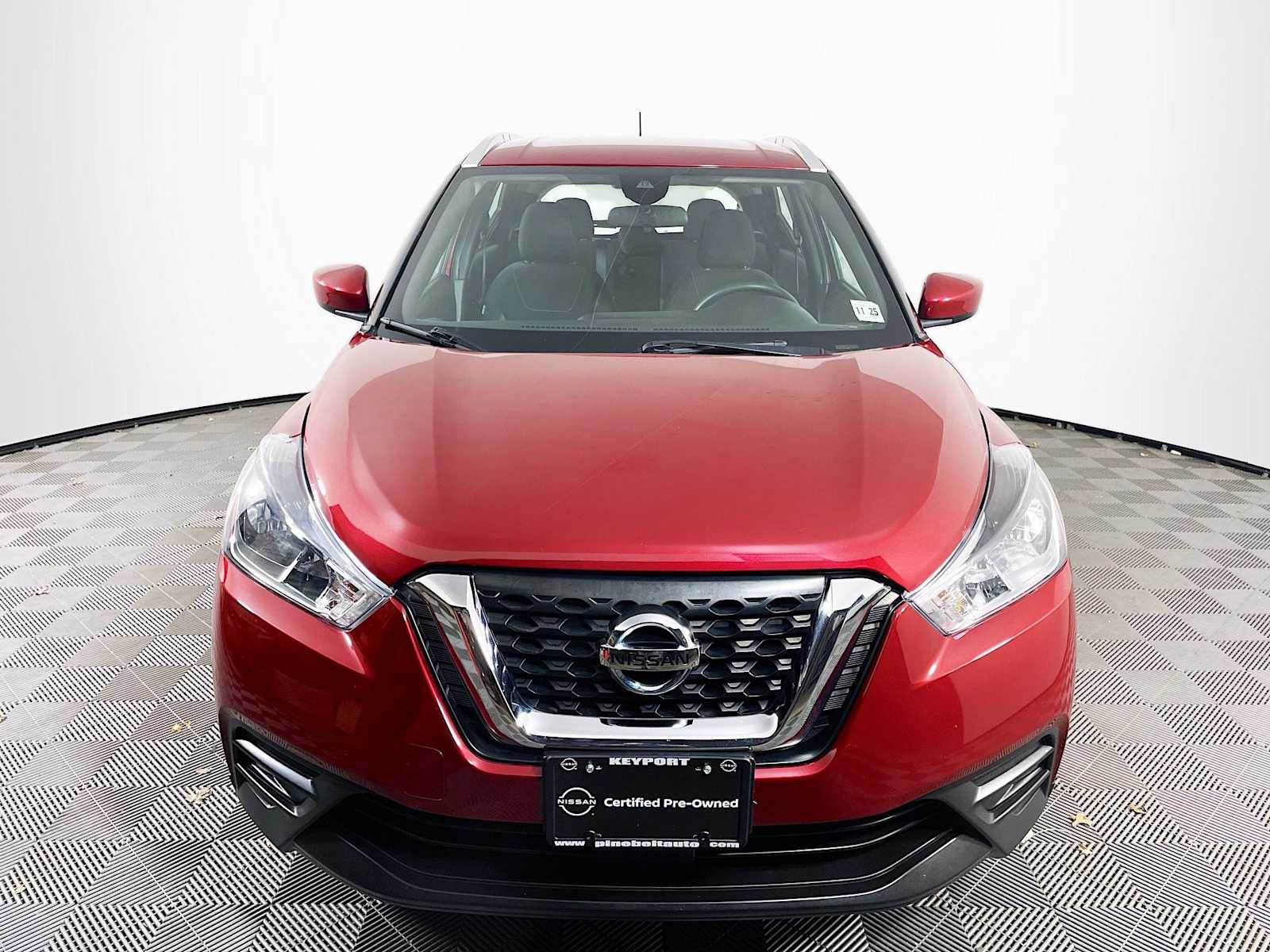2020 Nissan Kicks SV photo 2