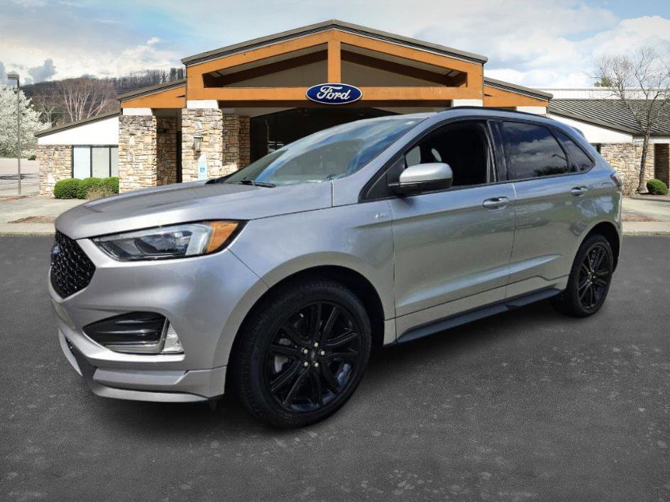 2022 Ford Edge ST-Line's photo