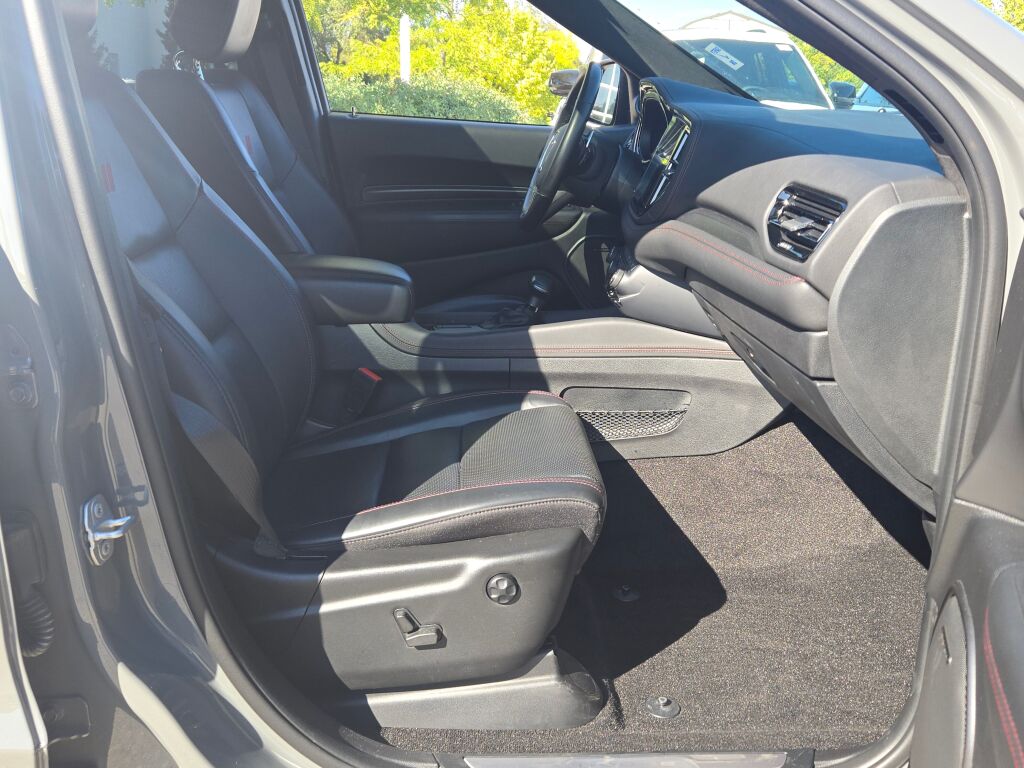 2022 Dodge Durango R/T photo 3
