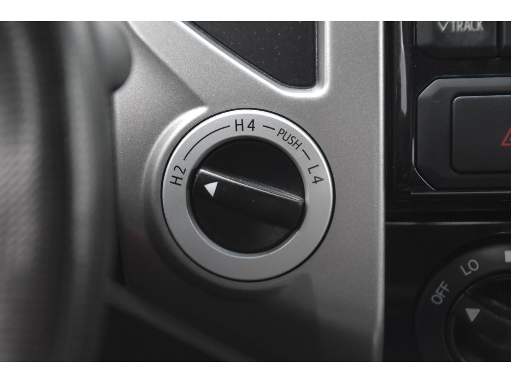 2013 Toyota Tacoma Base V6 4x4 photo 28