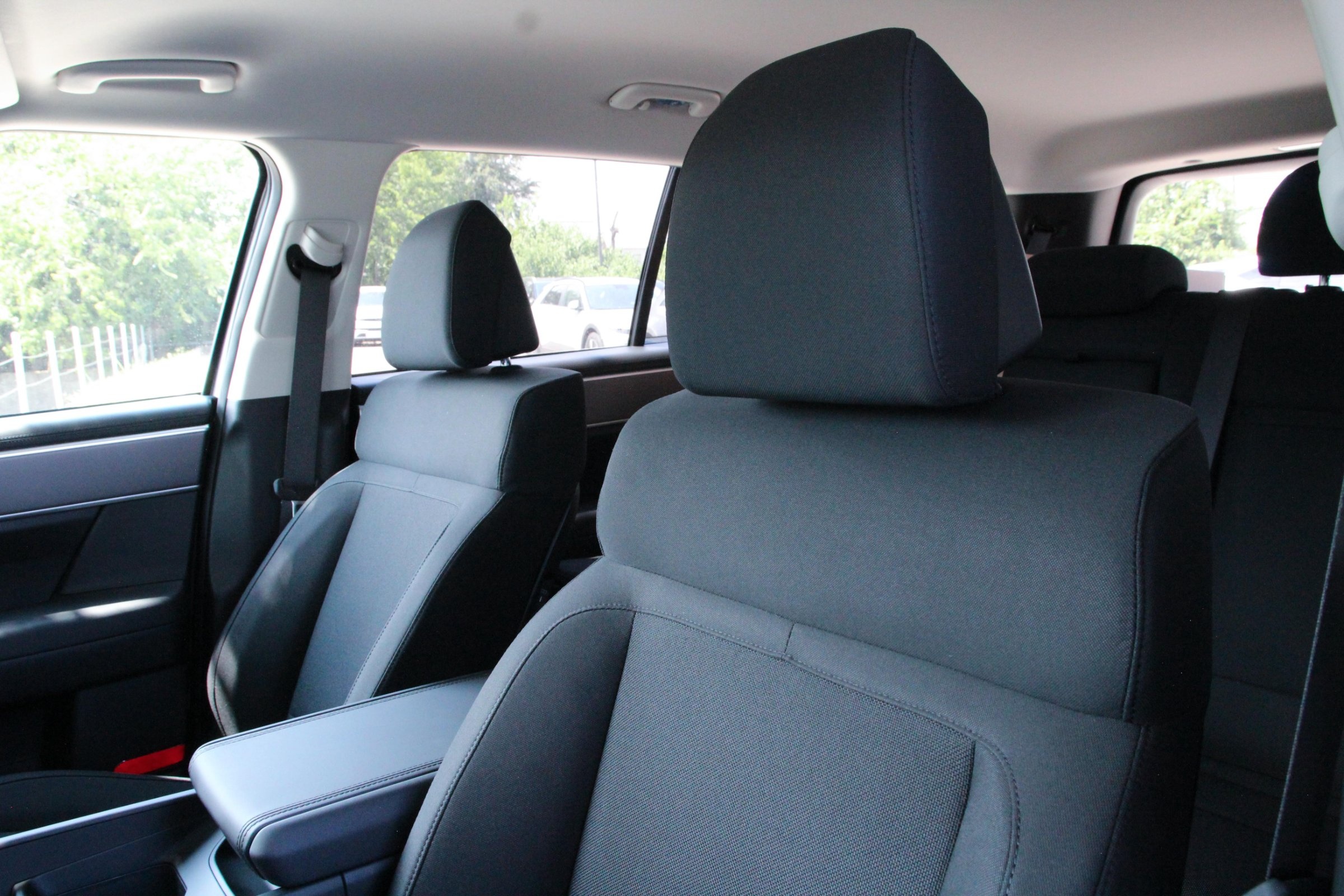 2026 Hyundai Santa Fe SE photo 10