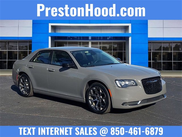 2018 Chrysler 300 Touring