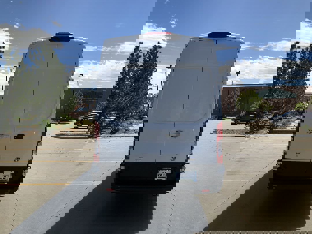 2025 Ford Transit Cargo Van photo 4