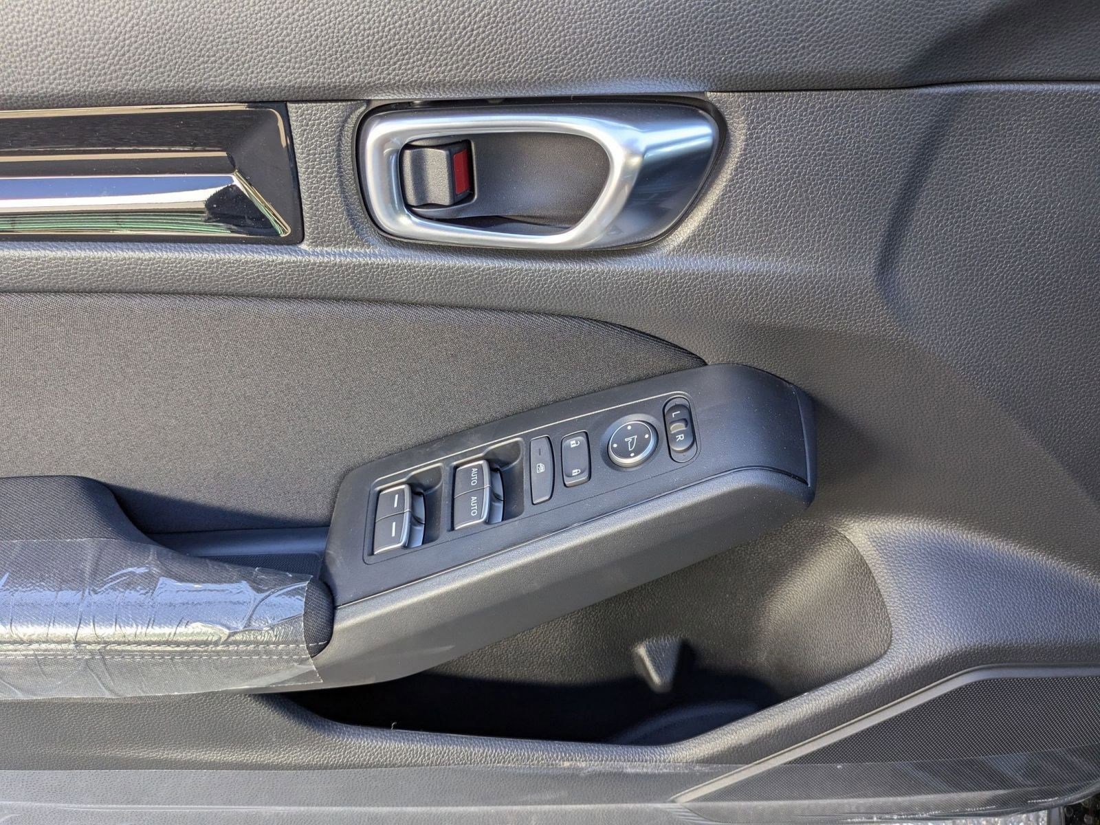 2026 Honda Civic Hatchback Sport Hybrid photo 9