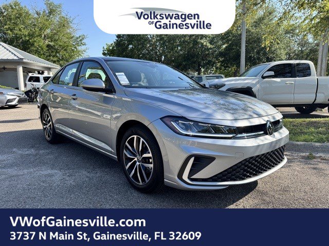 2025 Volkswagen Jetta SE's photo