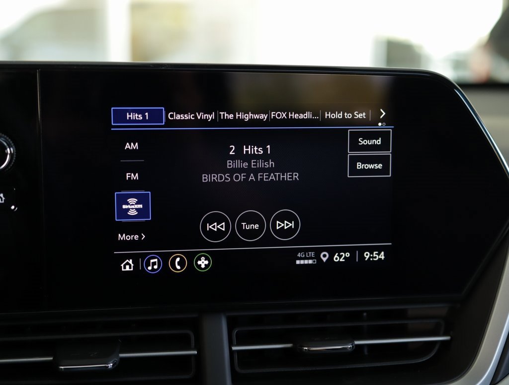 2025 Chevrolet Trax photo 11
