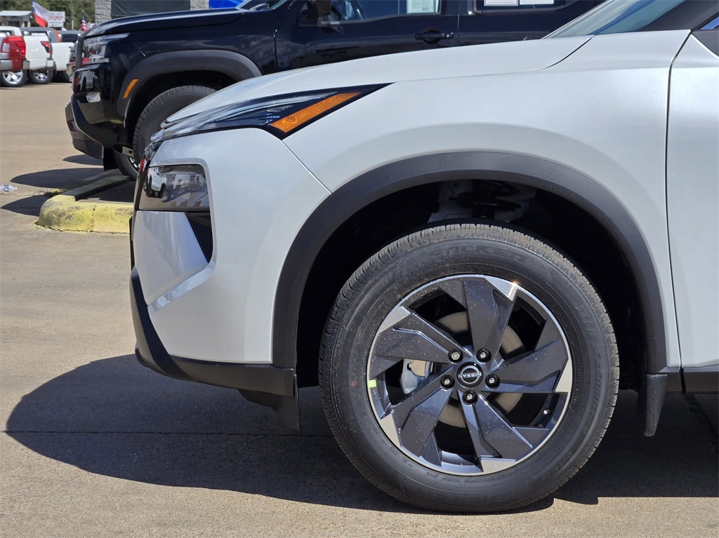 2026 Nissan Rogue SV photo 4