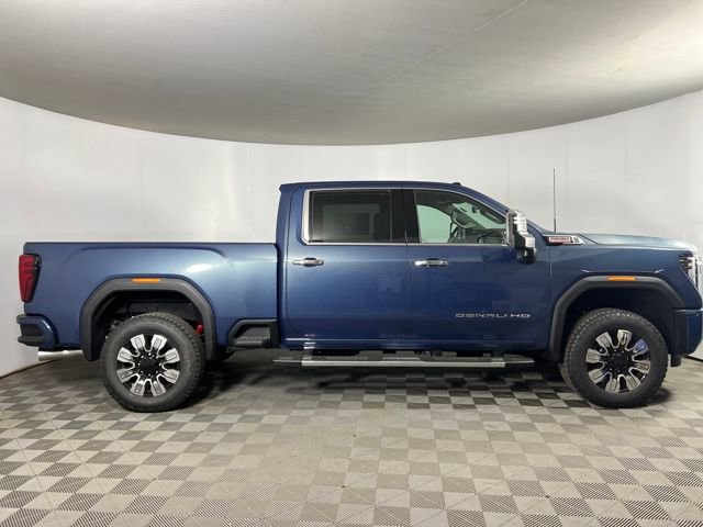 2026 Gmc Sierra 3500 HD Denali photo 4