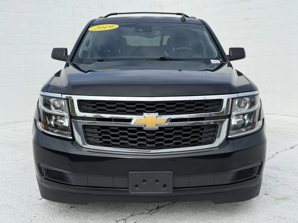 2019 Chevrolet Tahoe LT photo 3