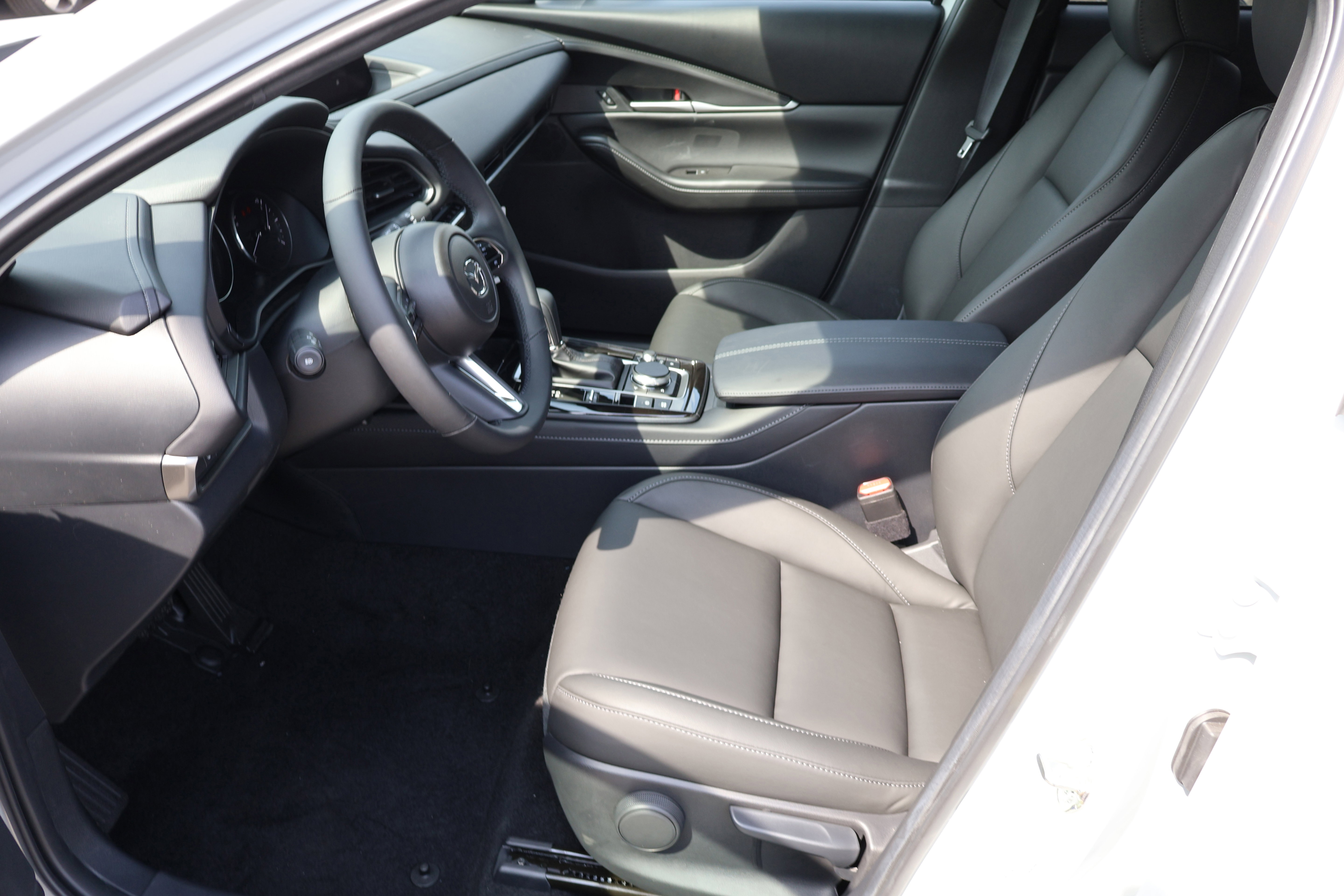2025 Mazda CX-30 2.5 Select Sport photo 13