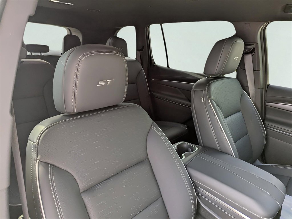 2025 Buick Enclave Sport Touring photo 19