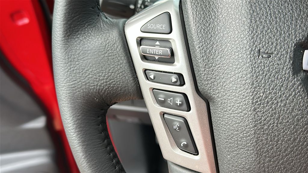 2024 Nissan Titan SV photo 13