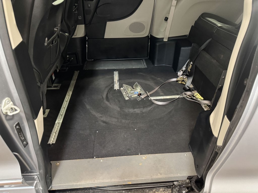 2018 Chrysler Pacifica Limited photo 8