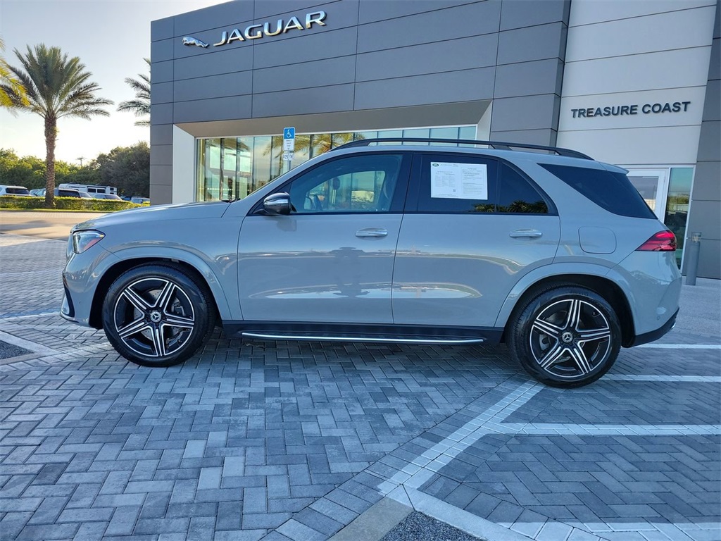2025 Mercedes Benz GLE 450e 4MATIC photo 3