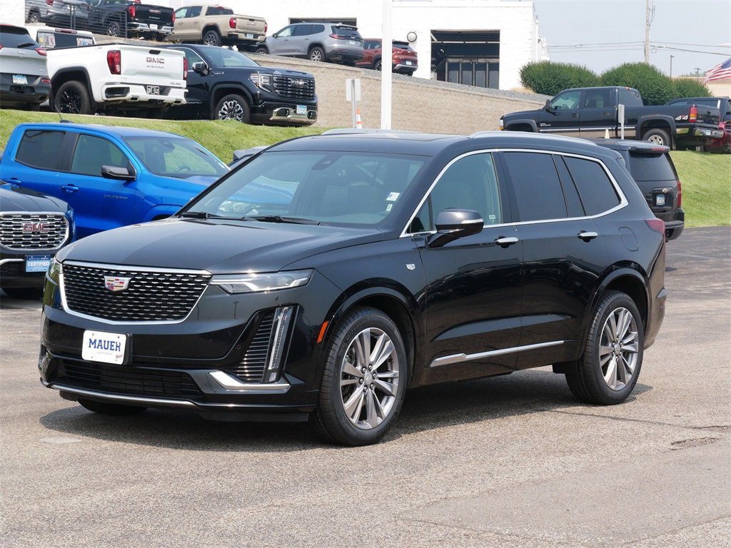 2024 Cadillac XT6 Premium Luxury photo 2