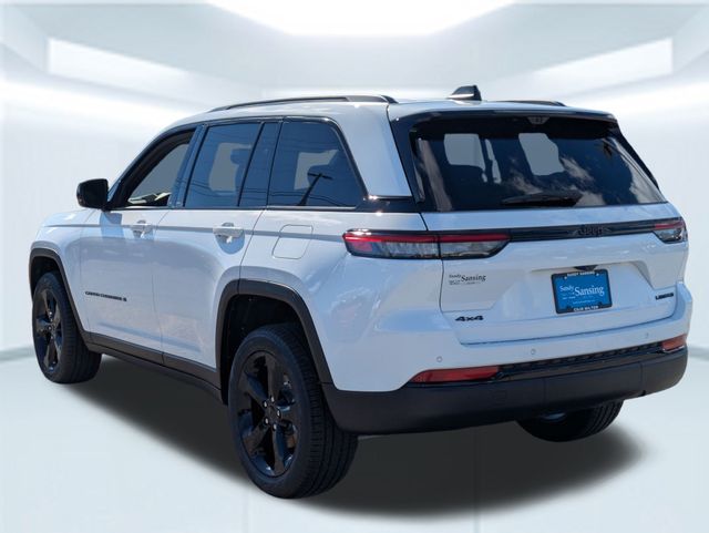 2025 Jeep Grand Cherokee Limited photo 3