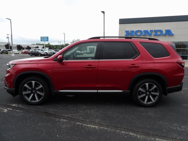 2023 Honda Pilot Touring photo 4