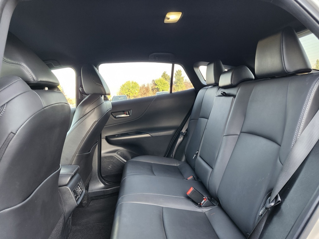 2022 Toyota Venza XLE photo 20