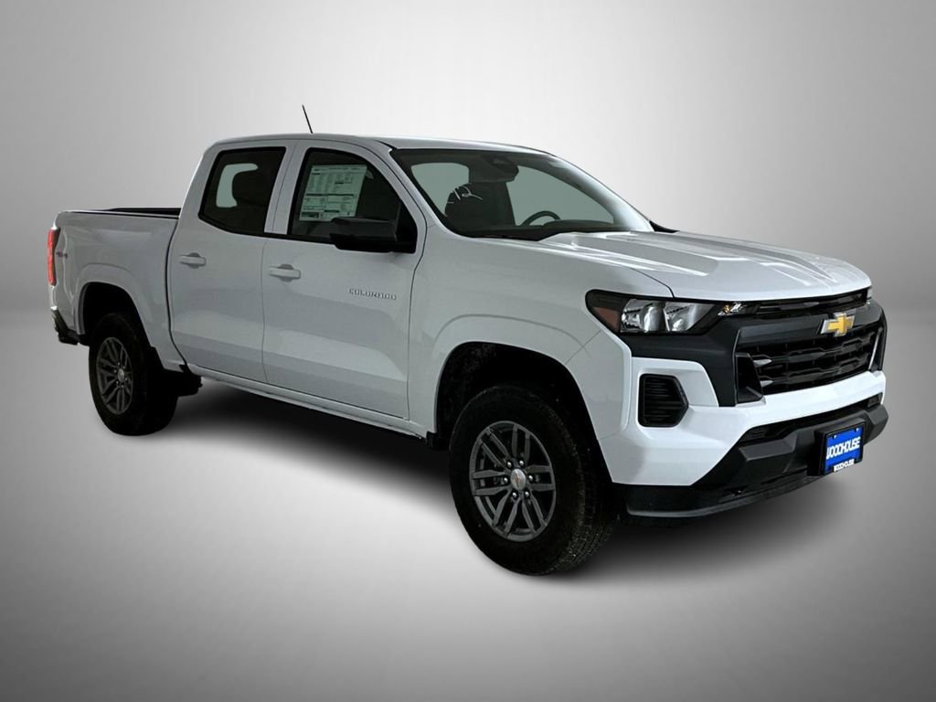 2025 Chevrolet Colorado Work Truck LT photo 3