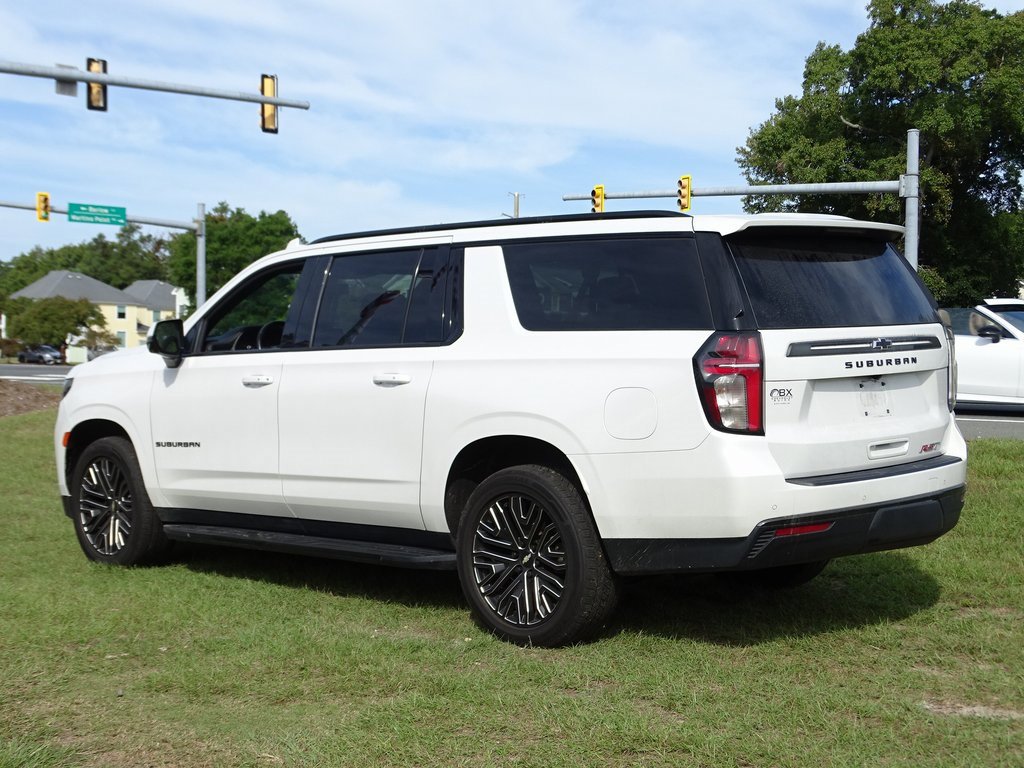 2021 Chevrolet Suburban RST photo 4