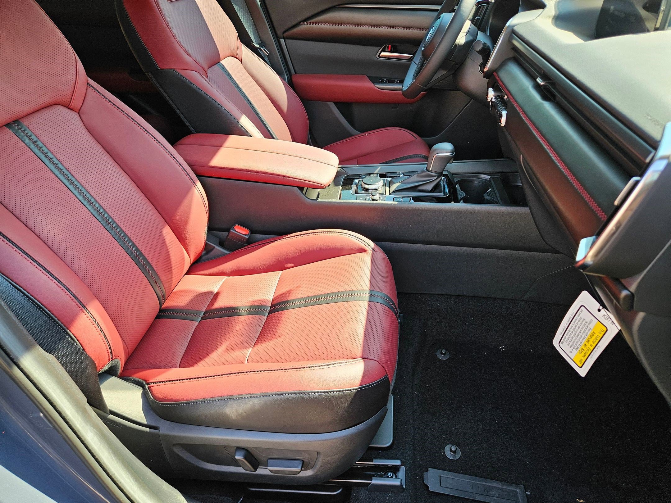 2025 Mazda CX-50 Premium Plus photo 17